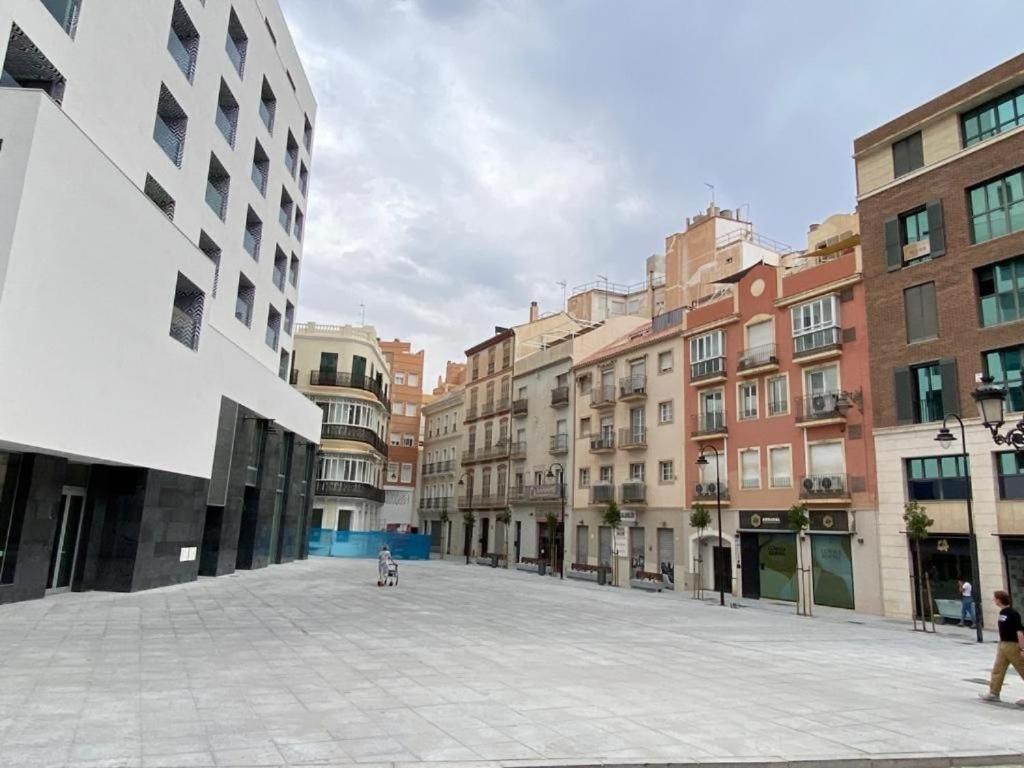 Апартаменты Amplio Piso En Atarazanas Малага Экстерьер фото